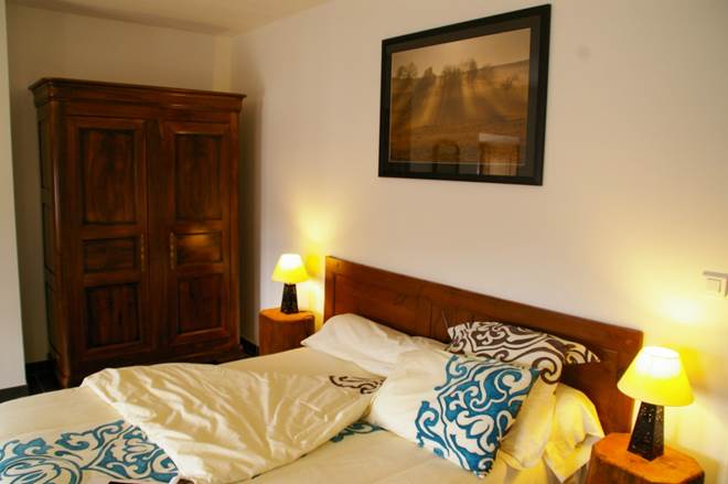 Le clos despierres rouges  la chambre Tea time (3)